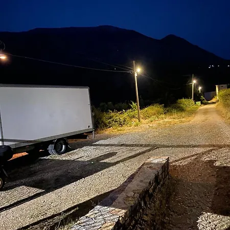 Parking& Bakiaj مكان تخييم